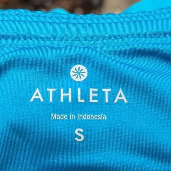 Athleta ‘Ready Set’ Athletic Shorts in Turquoise Blue Size Small - Picture 7 of 10